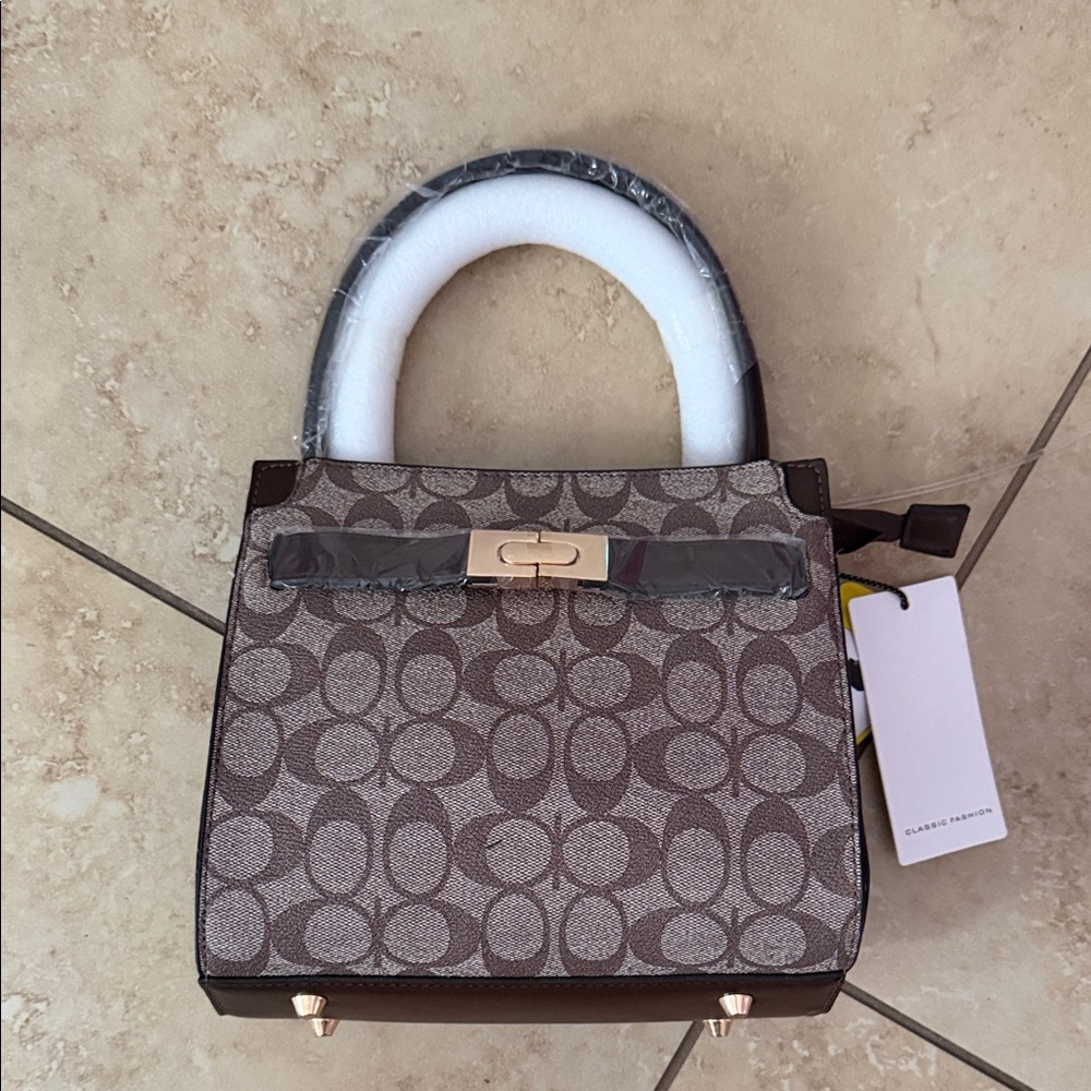 Elegant Brown Handbag